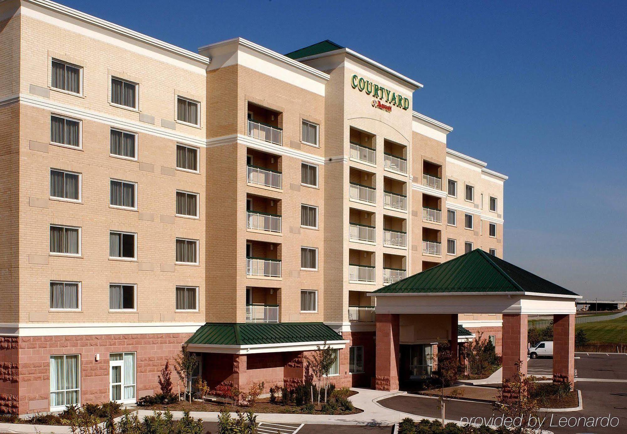 Courtyard by Marriott Toronto Markham Exteriör bild
